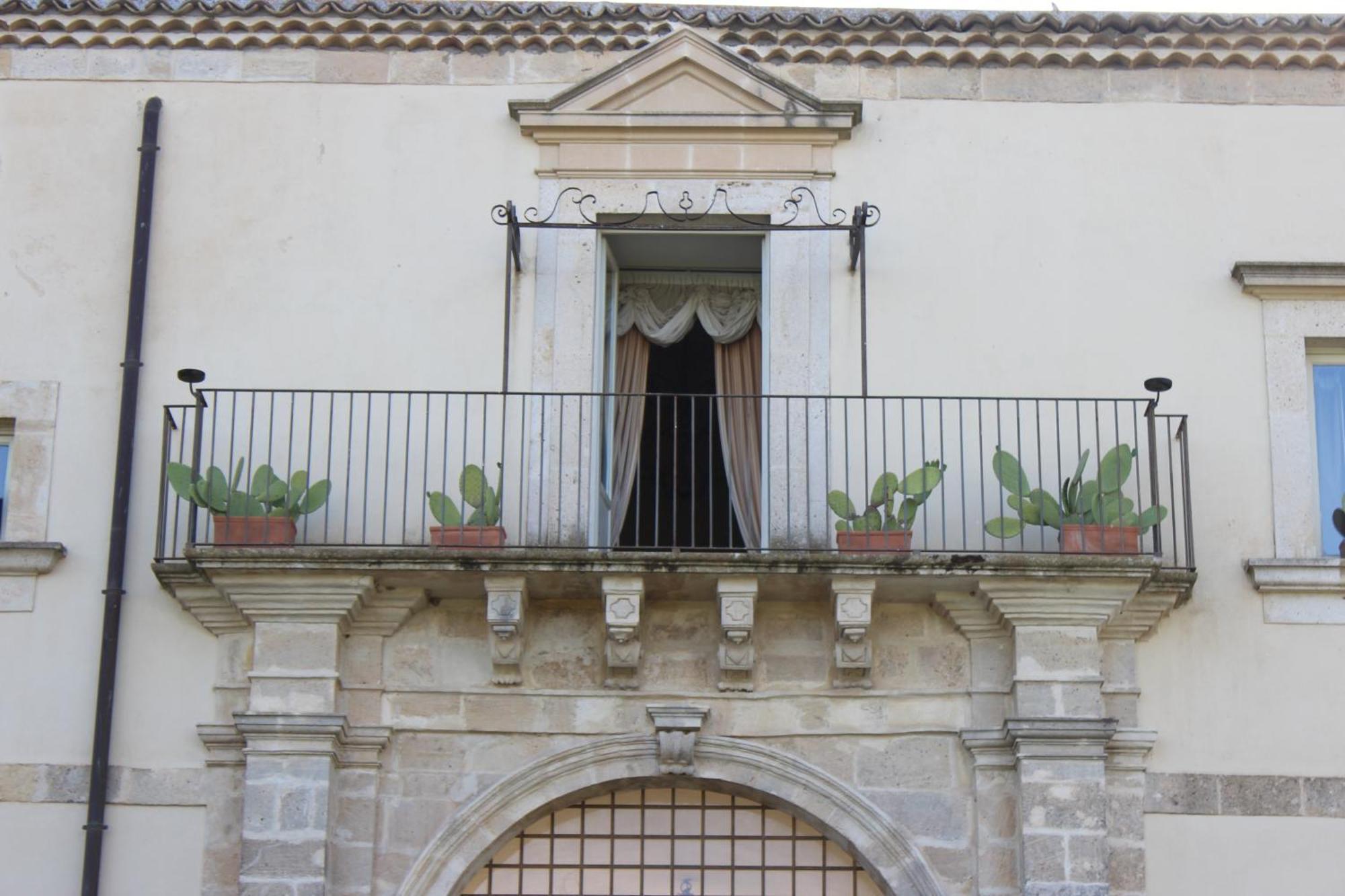 Hotel Castello Camemi Vizzini Exterior foto